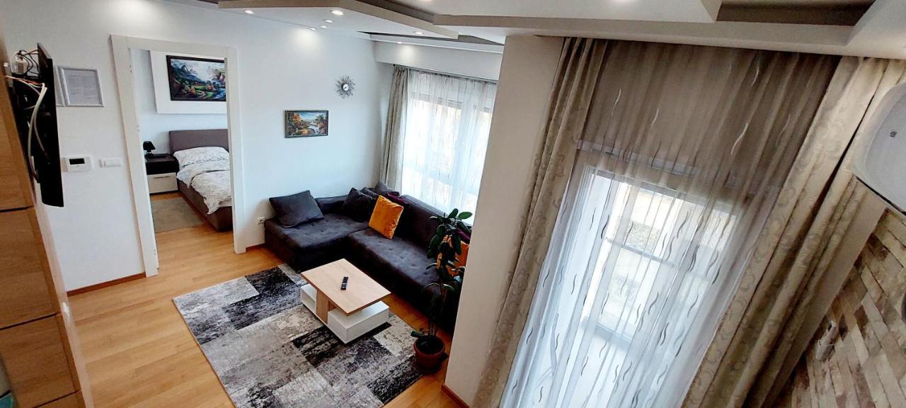 Extra Apartman City Centre Banja Luka Exterior photo
