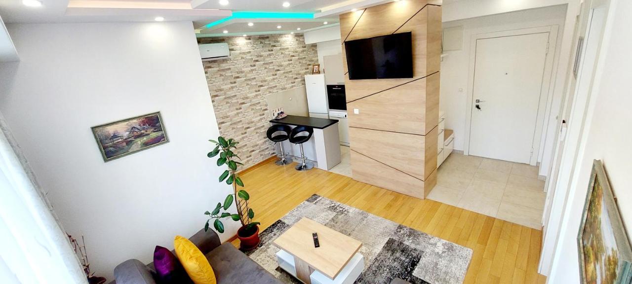 Extra Apartman City Centre Banja Luka Exterior photo