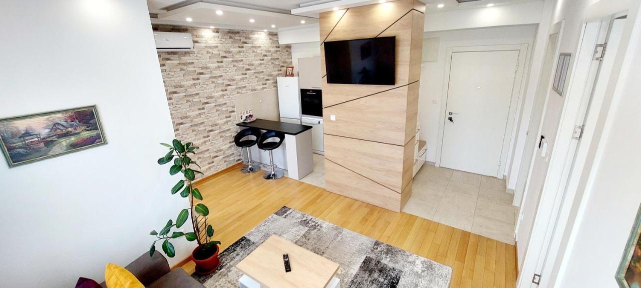 Extra Apartman City Centre Banja Luka Exterior photo