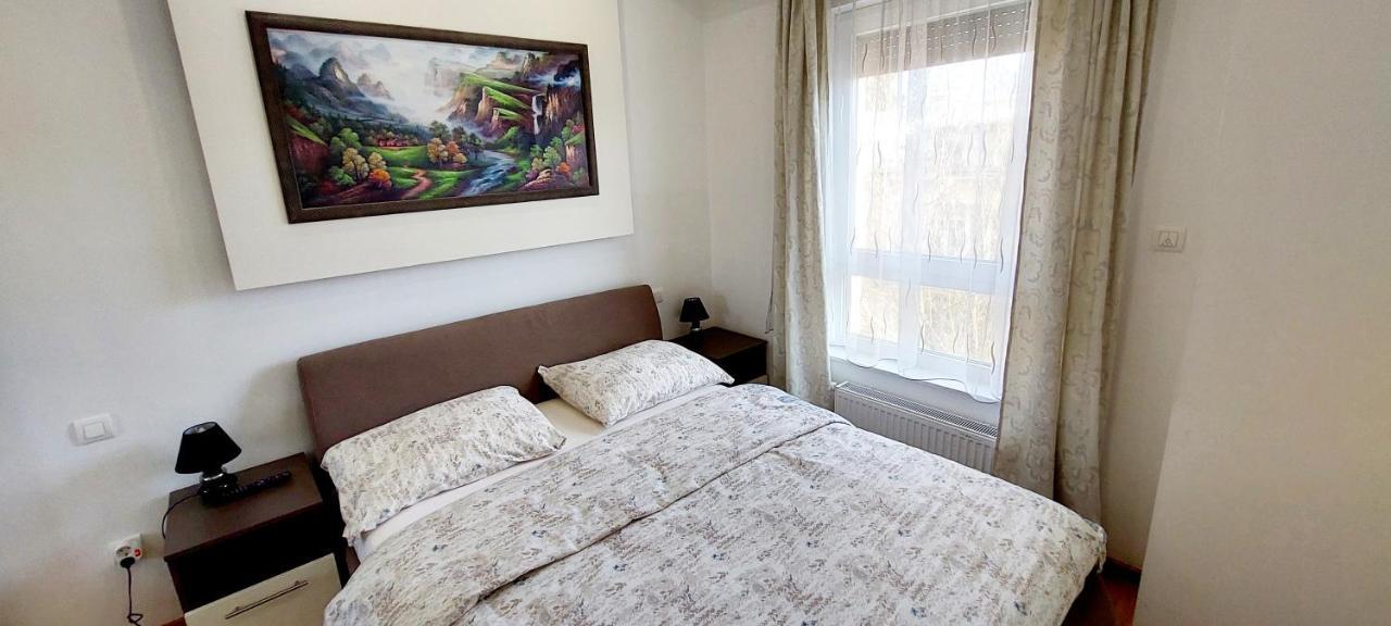 Extra Apartman City Centre Banja Luka Exterior photo