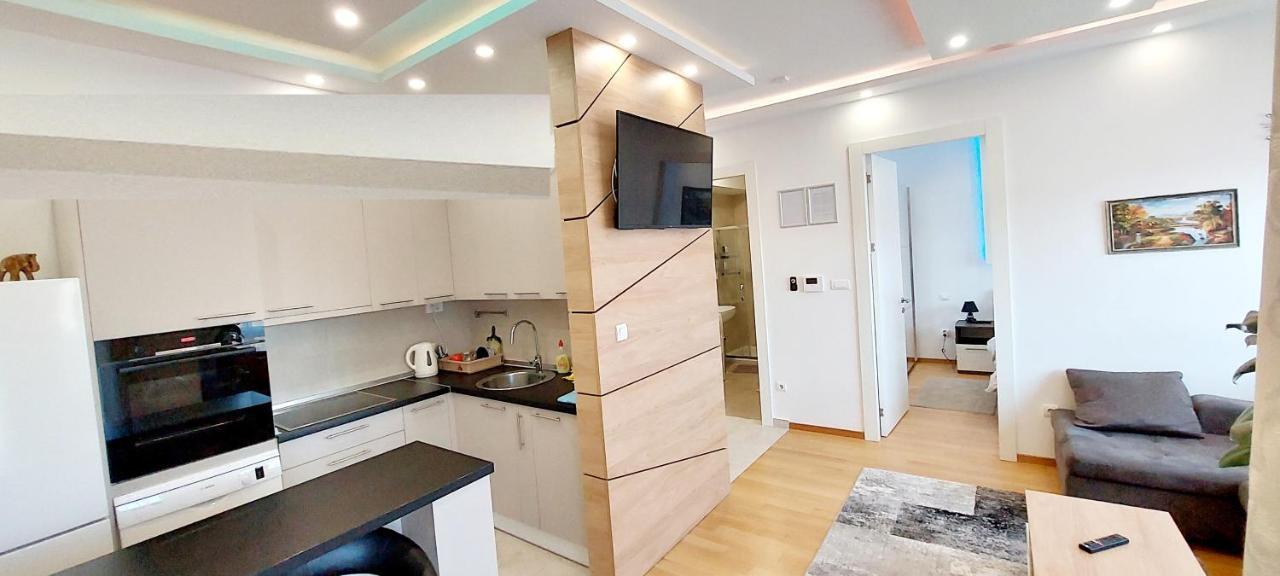 Extra Apartman City Centre Banja Luka Exterior photo