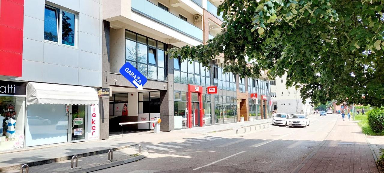 Extra Apartman City Centre Banja Luka Exterior photo